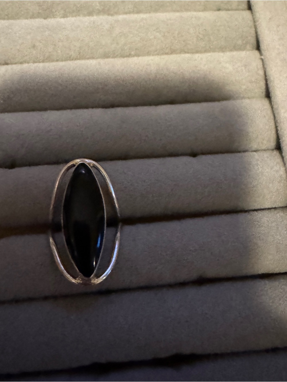 Elegant Marquise Black Stone Open-Frame Ring